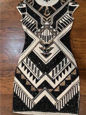 Express Sequin Bodycon Dress in Black, White & Gold